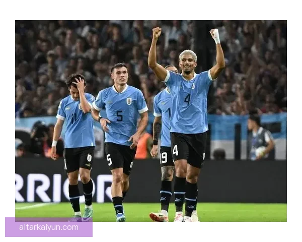 阿劳霍在防线中的领导力持续提升，展现出强大的竞争力和稳定表现。